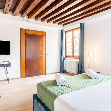 Venice Luxury Suites Екстериор снимка