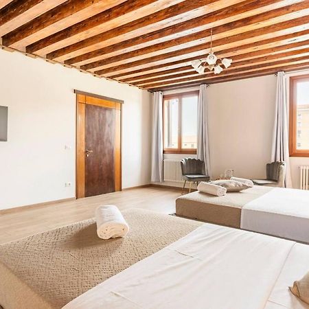 Venice Luxury Suites Екстериор снимка