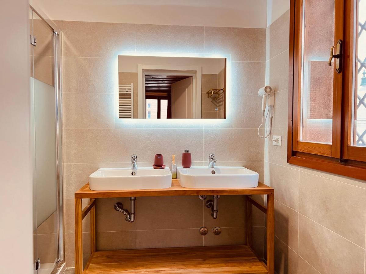 Venice Luxury Suites Екстериор снимка