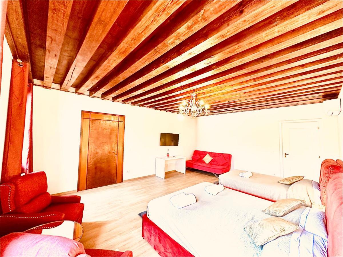 Venice Luxury Suites Екстериор снимка