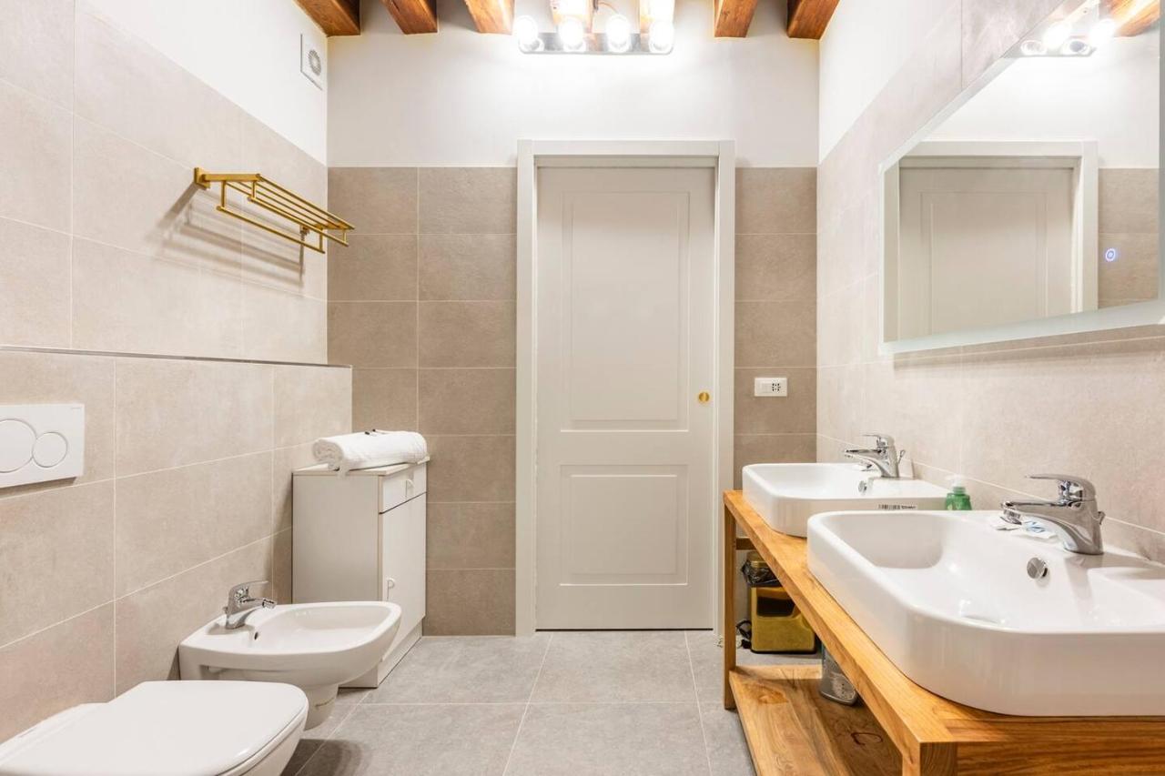 Venice Luxury Suites Екстериор снимка