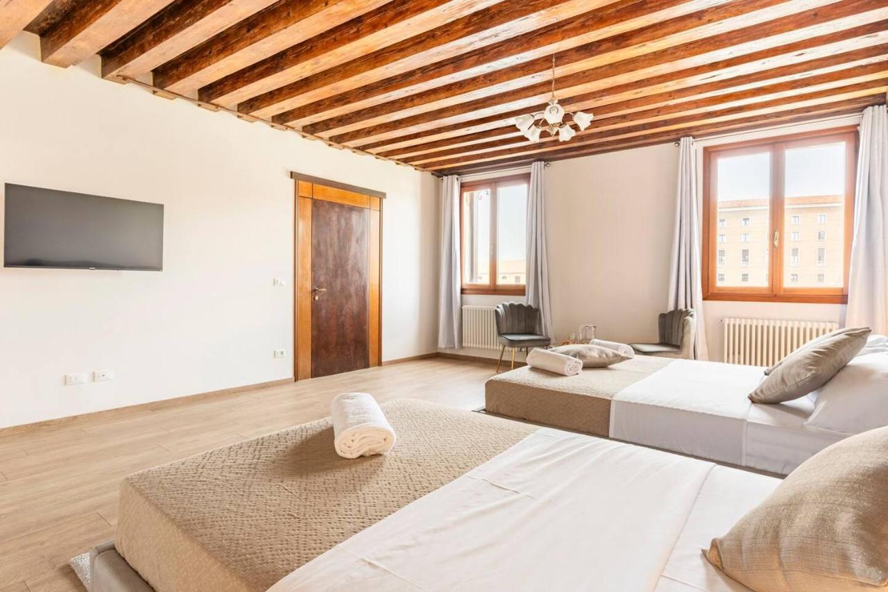 Venice Luxury Suites Екстериор снимка