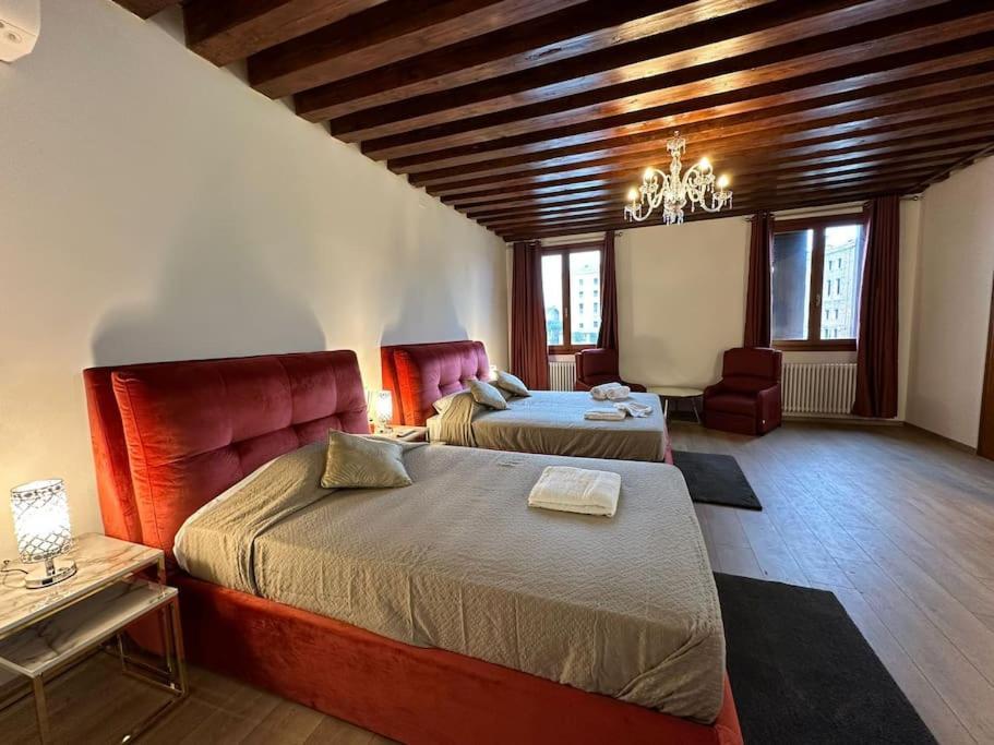 Venice Luxury Suites Екстериор снимка